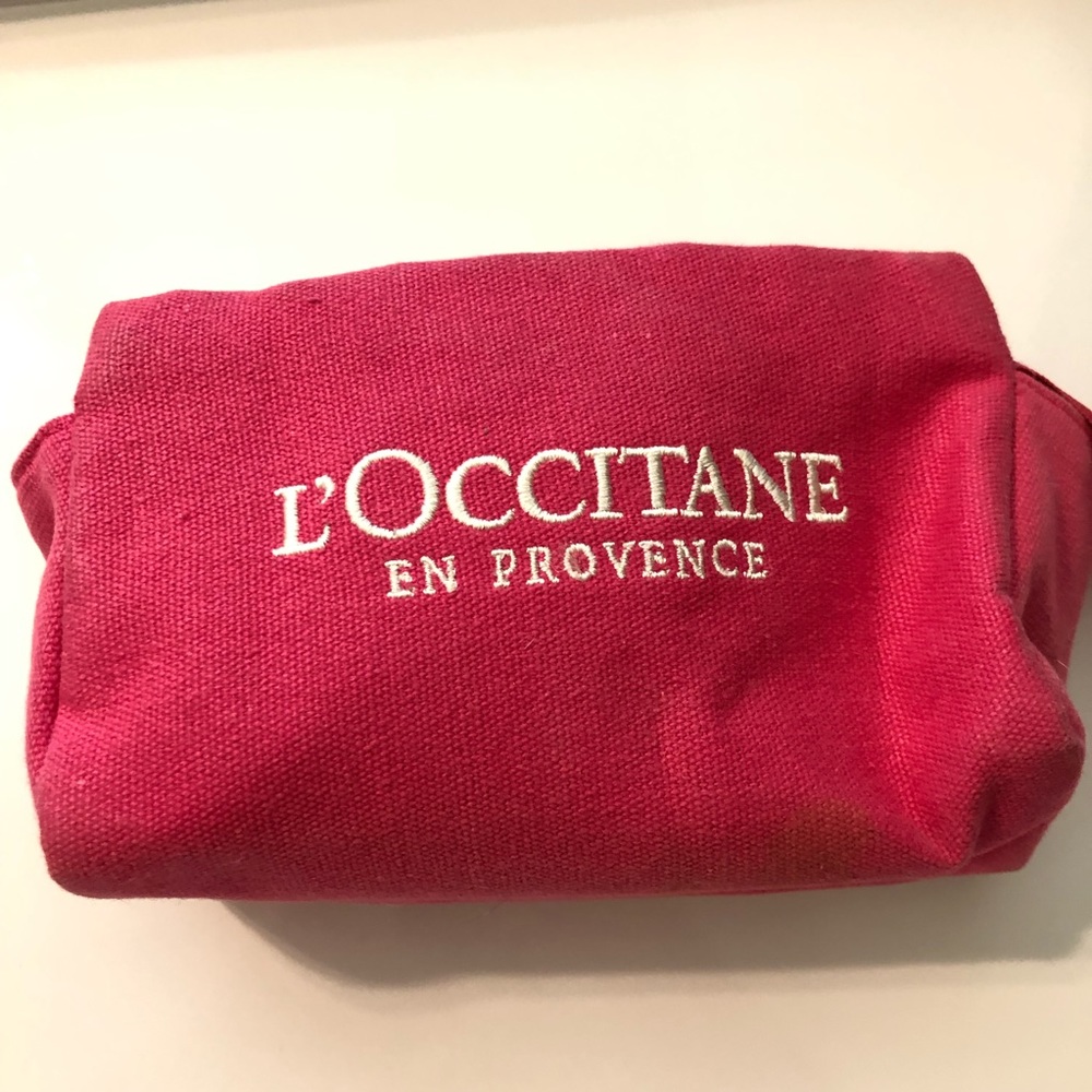 💗L’Occitane small makeup pouch. Plastic lining.